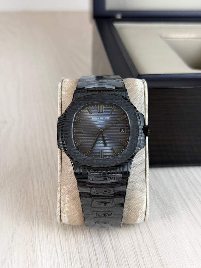 PATEK PHILIPPE NAUTILUS PRETO AZUL 40MM