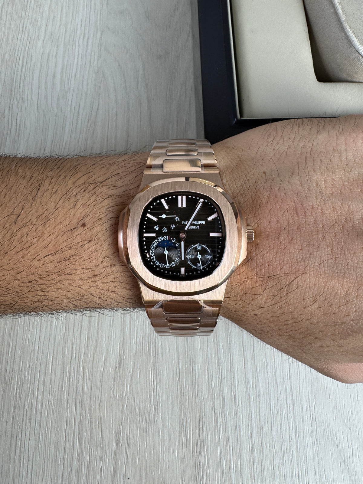 PATEK PHILIPPE NAUTILUS ROSE MARROM 40MM