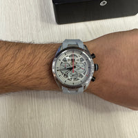 TAG HEUER CARRERA PRATA CINZA 44MM