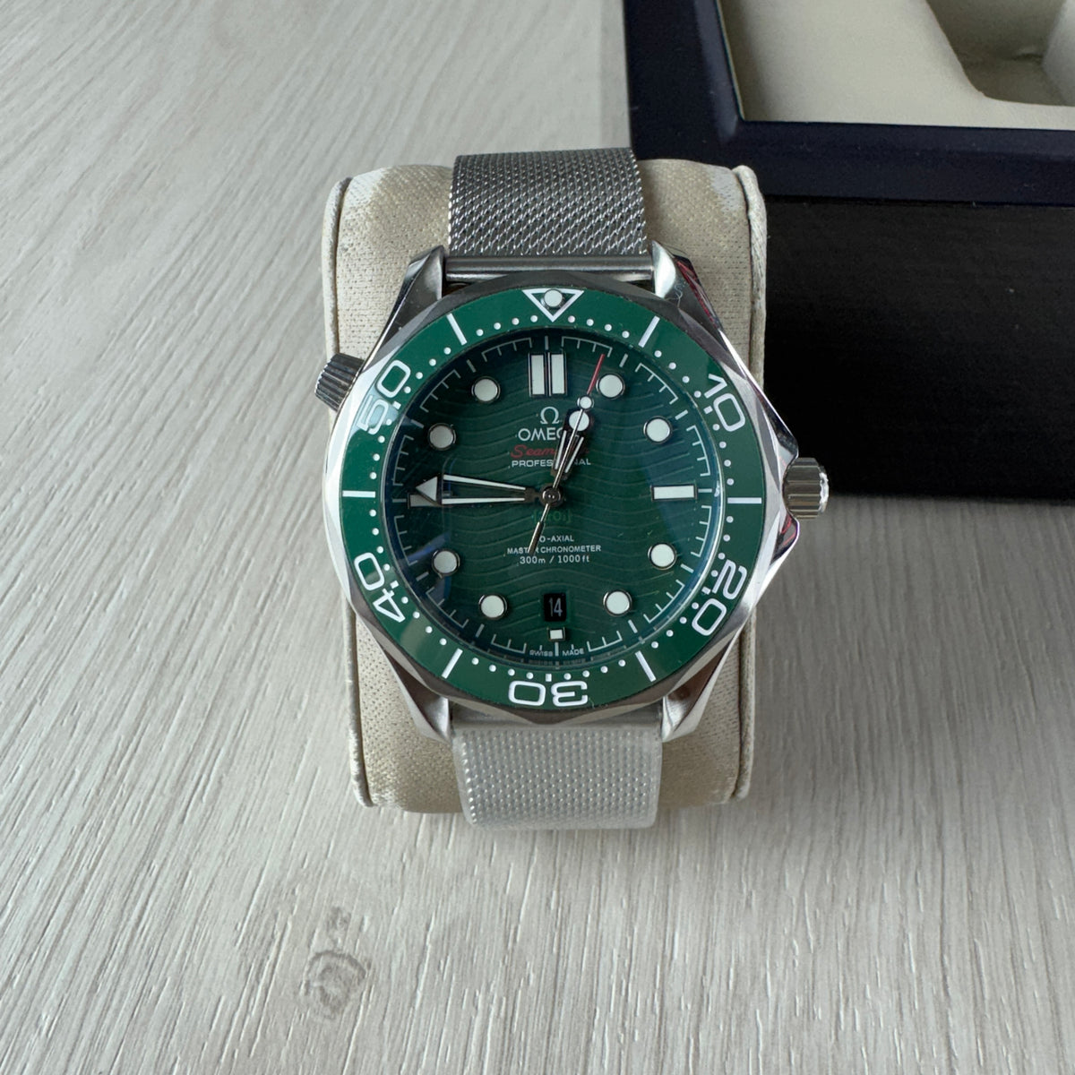 OMEGA SEAMASTER DIVER VERDE 42MM