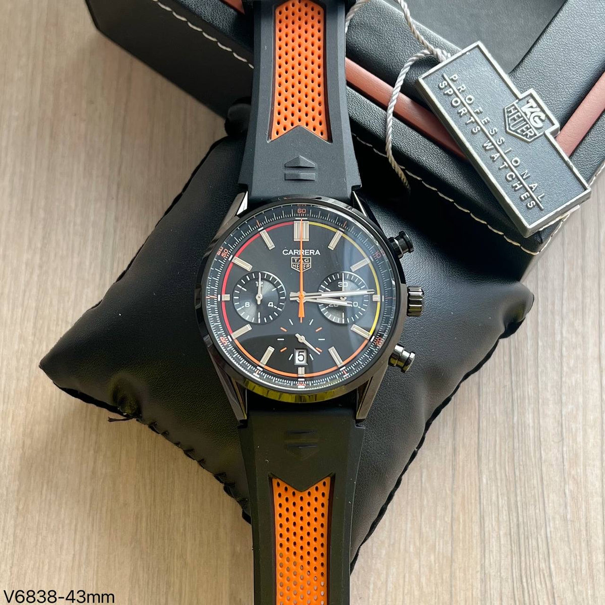 TAG HEUER CARRERA PRETO LARANJA 41MM