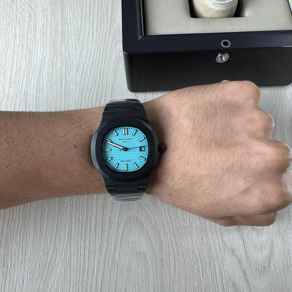 PATEK PHILIPPE NAUTILUS PRETO TIFANY 40MM