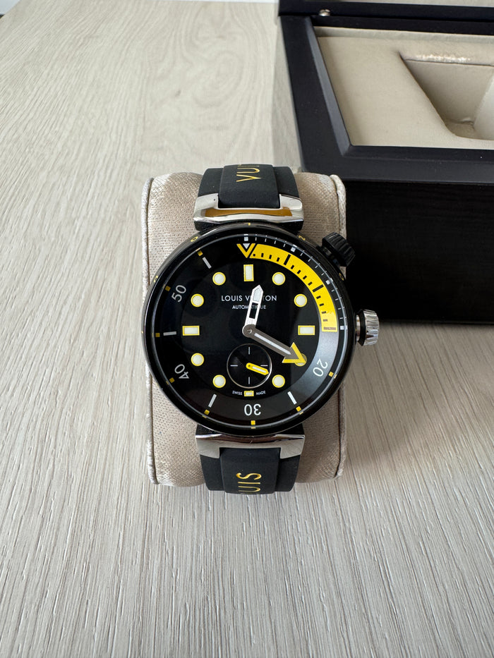 LOUIS VUITTON TAMBOUR PRETO AMARELO BORRACHA 41MM