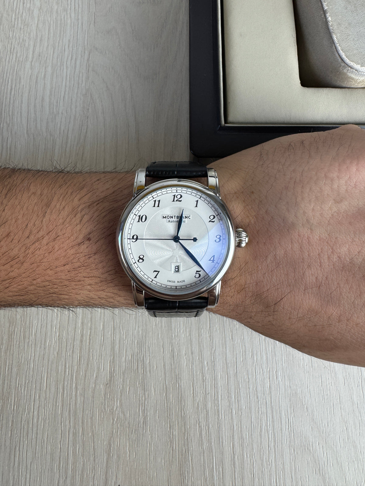 MONT BLANC PRATA COURO AUTOMÁTICO 42MM