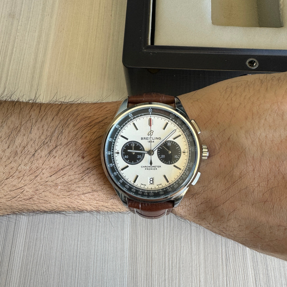 BREITLING PREMIER PRATA COURO 43MM