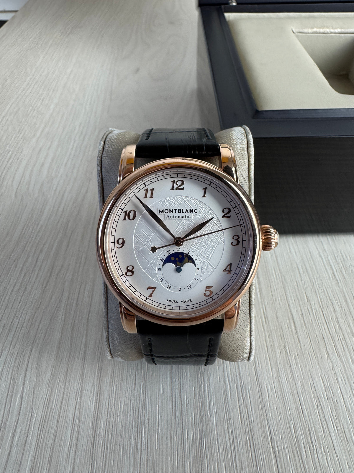 MONT BLANC ROSE COURO AUTOMÁTICO 42MM