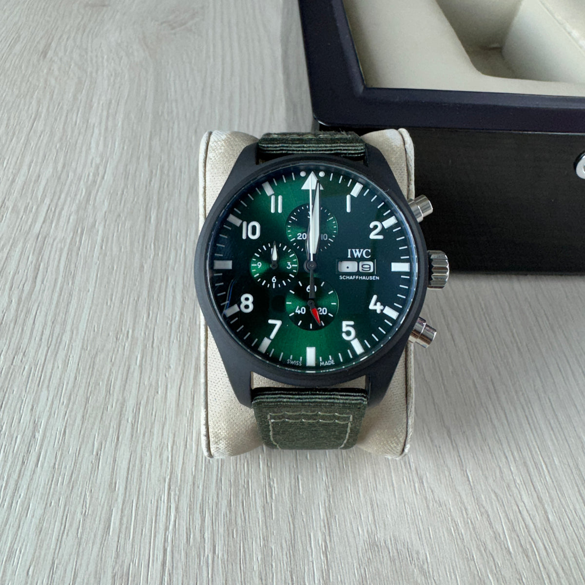 IWC PILOT TOP GUN PRETO VERDE 44M