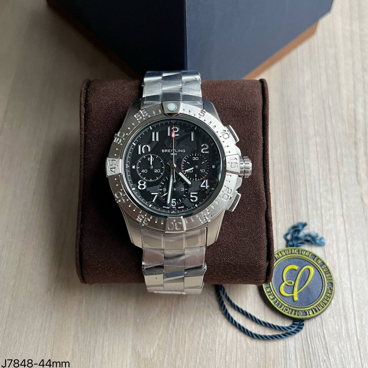 BREITLING AVENGER PRATA PRETO 44MM