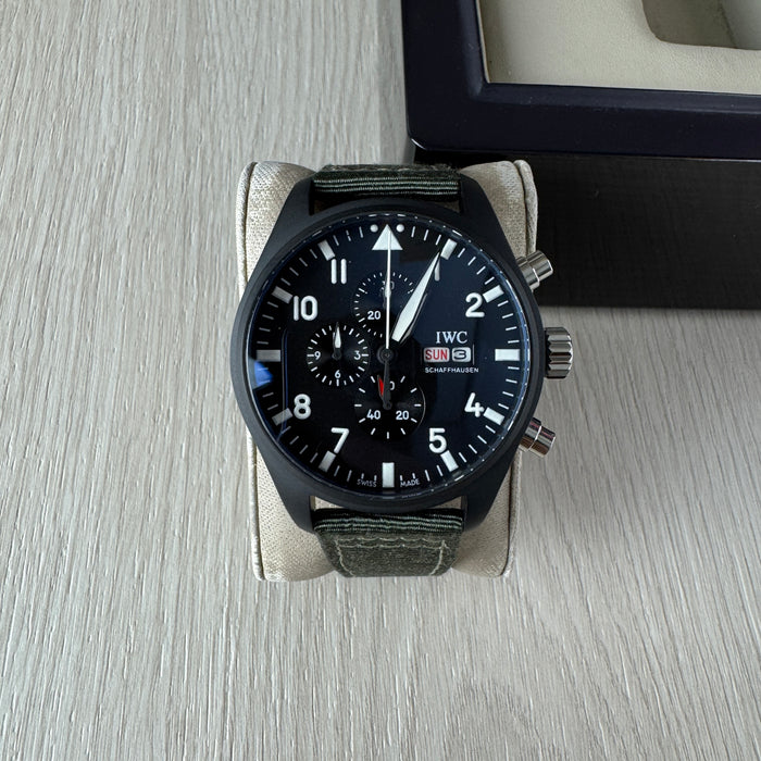 IWC PILOT TOP GUN PRETO  44M