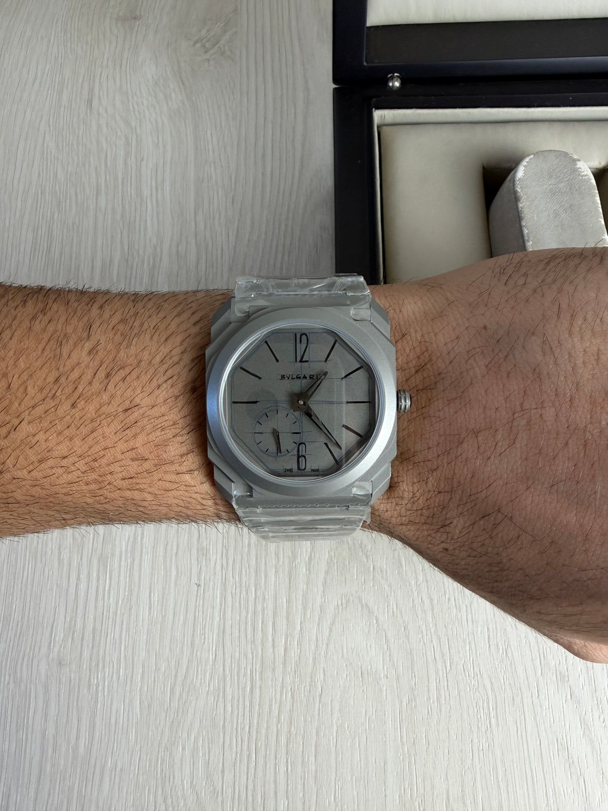 BVLGARI OCTO FINISSIMO CINZA AUTOMATICO 40MM