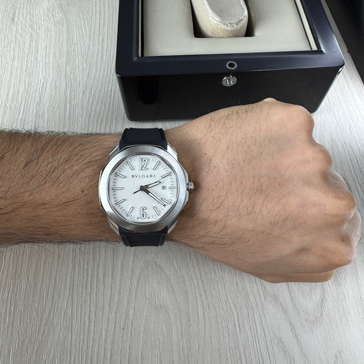 BVLGARI OCTO PRATA BRANCO 44MM