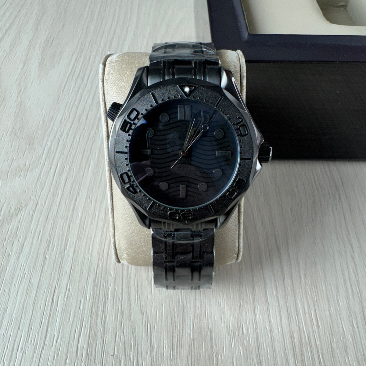 OMEGA SEAMASTER DIVER PRETO 42MM