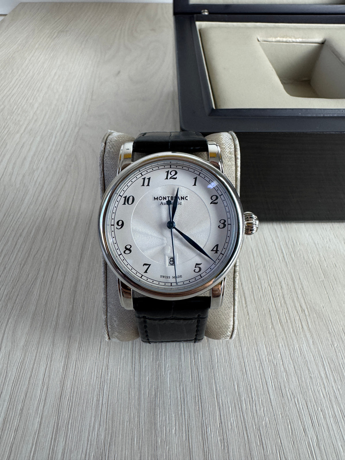 MONT BLANC PRATA COURO AUTOMÁTICO 42MM