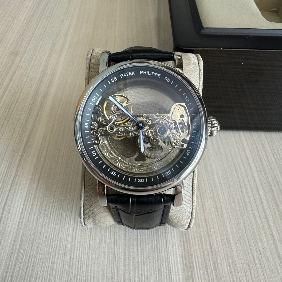 PATEK PHILIPPE ESQUELETO PRATA AUTOMATICO 43MM