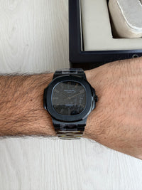 PATEK PHILIPPE NAUTILUS PRETO  40MM