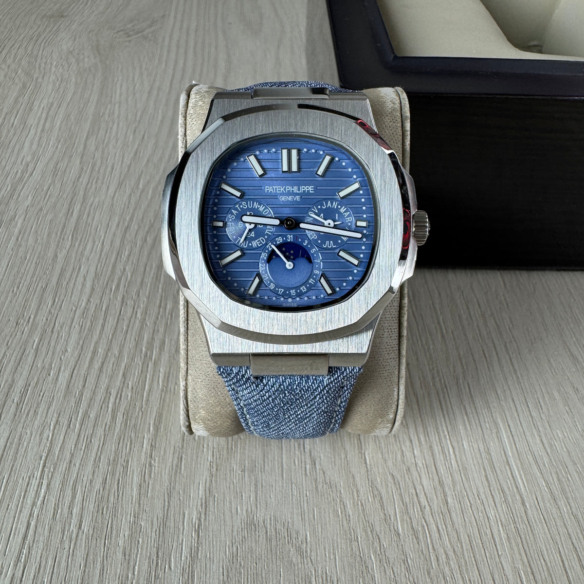 PATEK PHILIPPE NAUTILUS PRATA AZUL 40MM