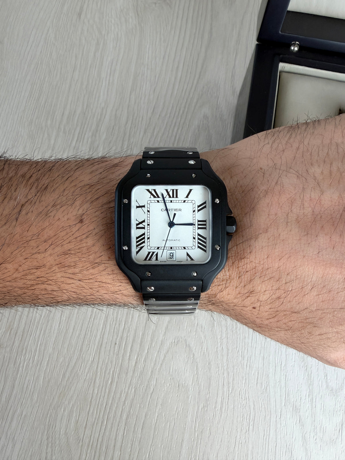 CARTIER SANTOS PRETO BRANCO 40MM X 47MM