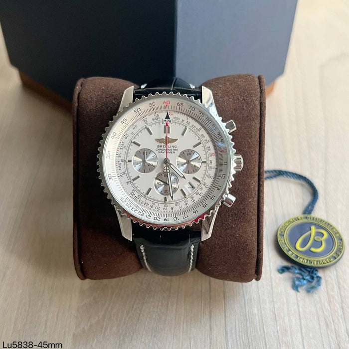BREITLING NAVITIMER BRANCO COURO 46MM