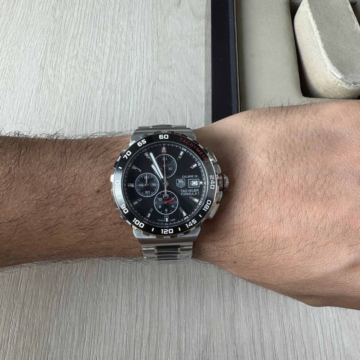 TAG HEUER F1 FORMULA 1 CALIBRE 16 PRATA 44MM