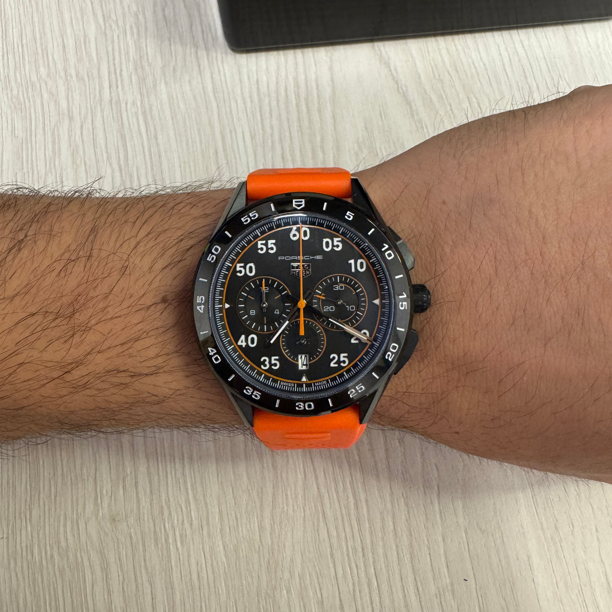 TAG HEUER PORSCHE PRETO LARANJA 43MM