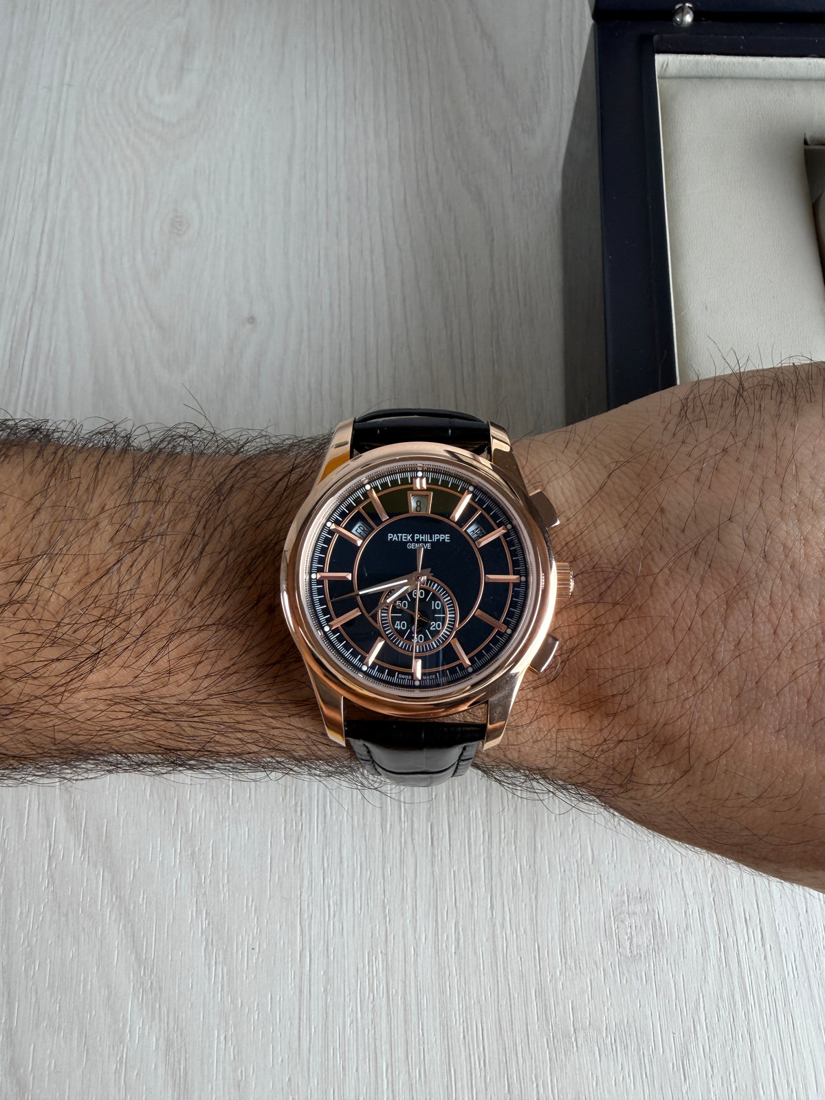 PATEK PHILIPPE ANNUAL CALENDAR ROSE PRETO 43MM