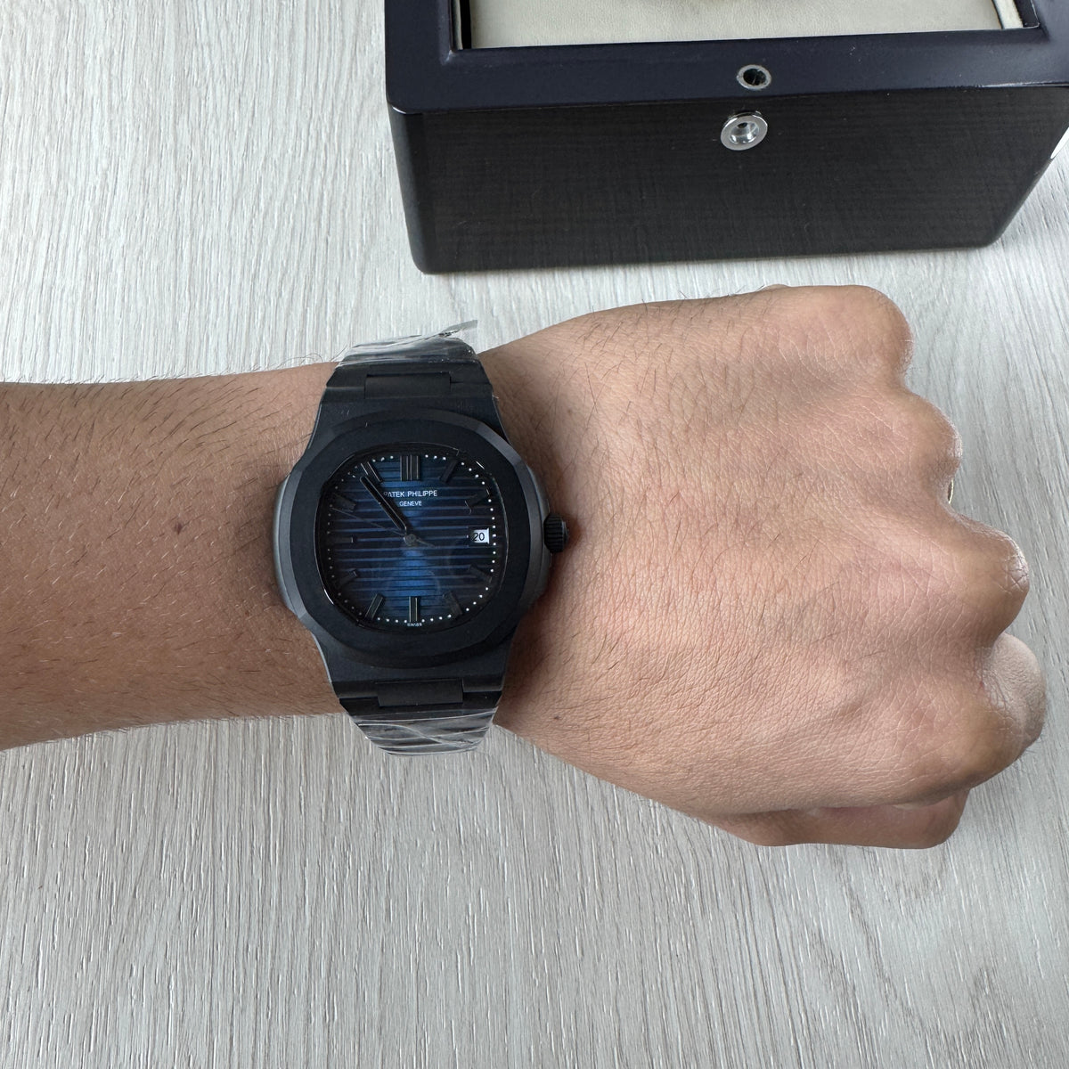 PATEK PHILIPPE NAUTILUS PRETO AZUL 40MM