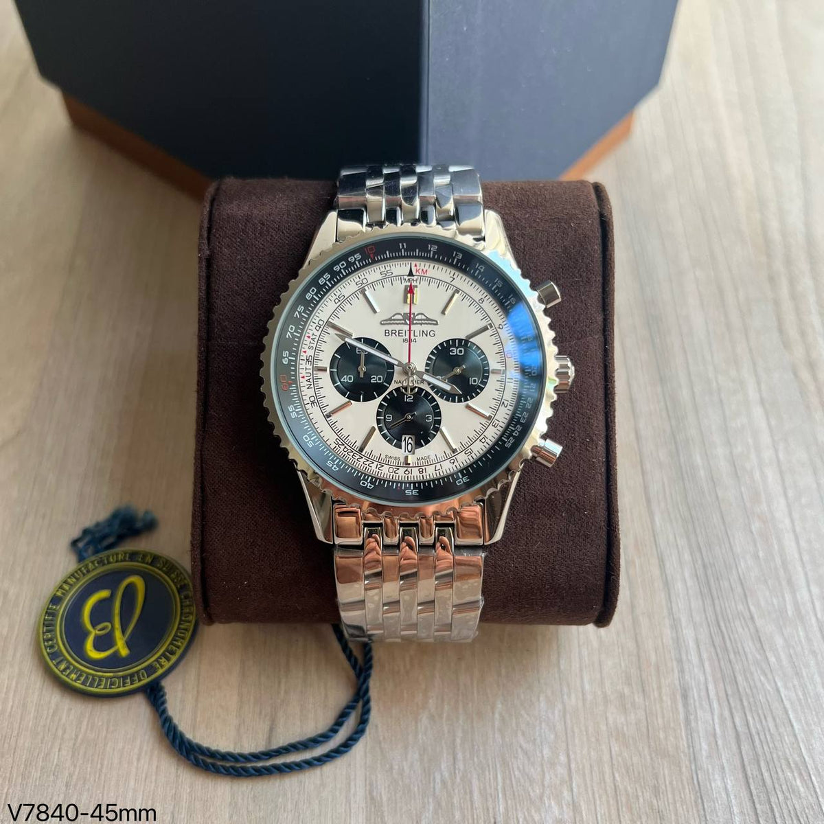 BREITLING NAVITIMER BRANCO 46MM
