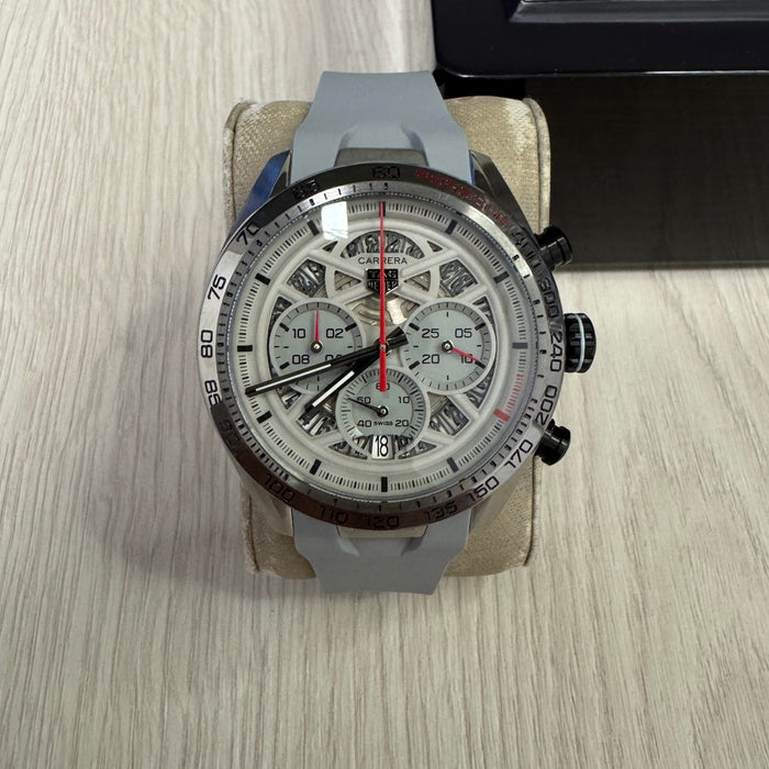 TAG HEUER CARRERA PRATA CINZA 44MM