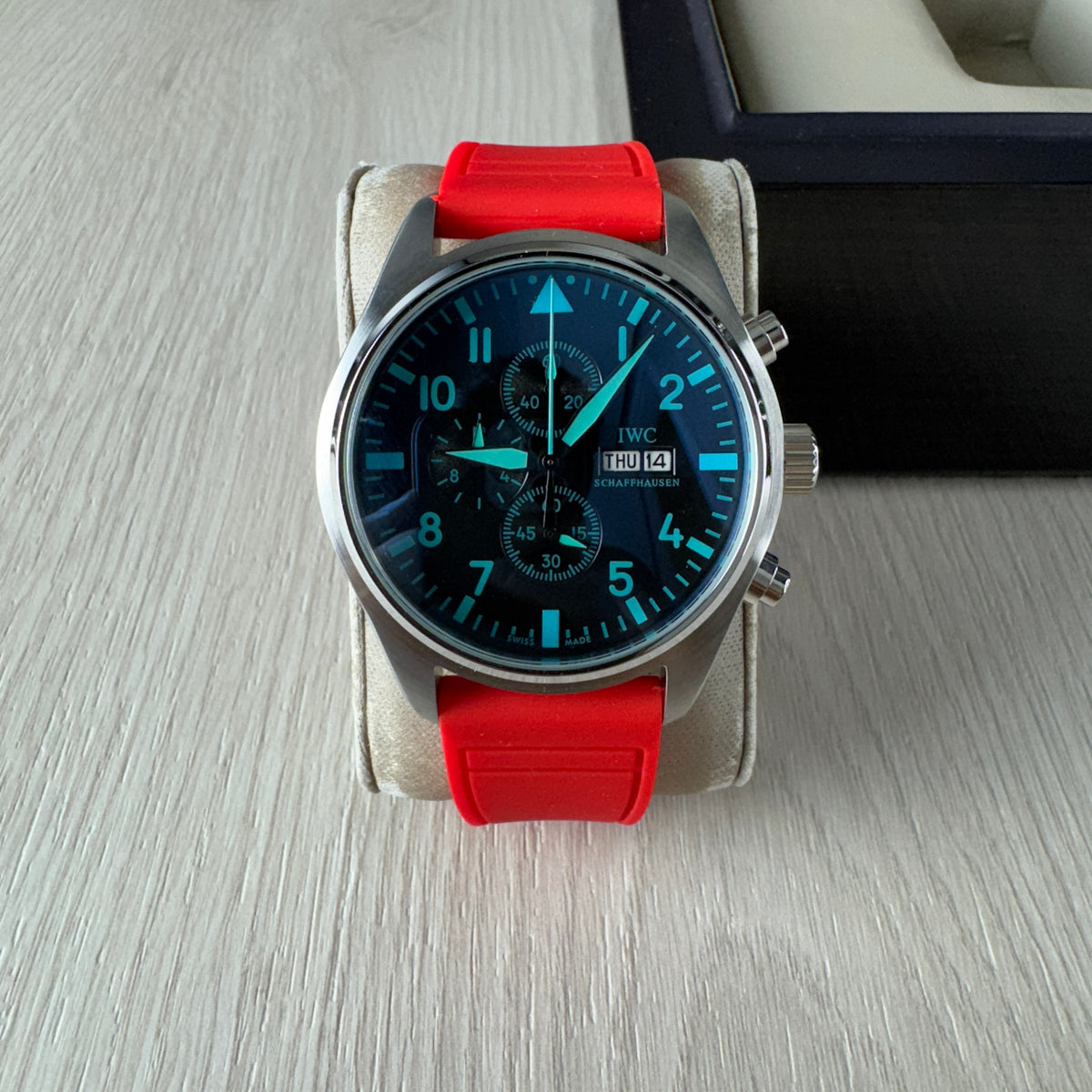 IWC PILOT TOP GUN PRATA VERMELHO 44M