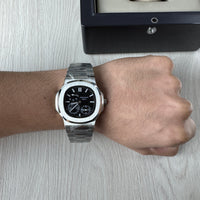 PATEK PHILIPPE NAUTILUS PRETO 40MM