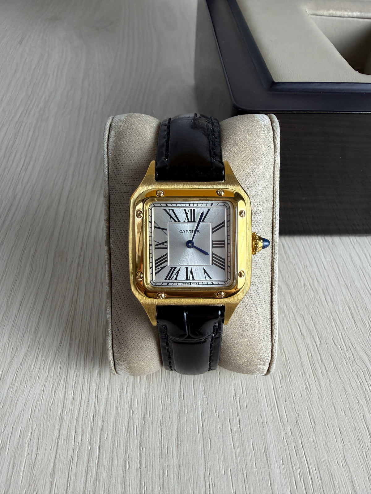 CARTIER SANTOS DUMONT DOURADO SMALL 28MM X 38MM FEMININO