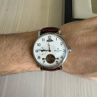 PATEK PHILIPPE PRATA COURO AUTOMATICO 44MM