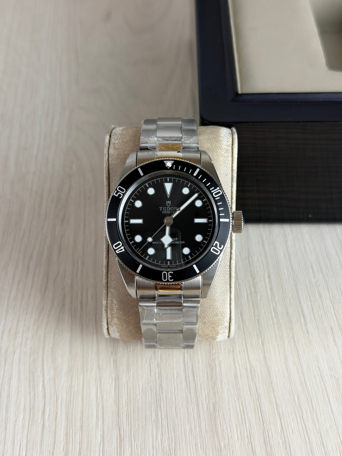 TUDOR BLACK BAY PRATA PRETO 41M