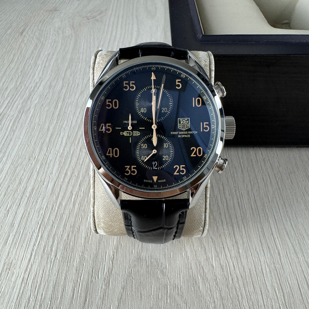 TAG HEUER SPACE X PRATA COURO 43MM