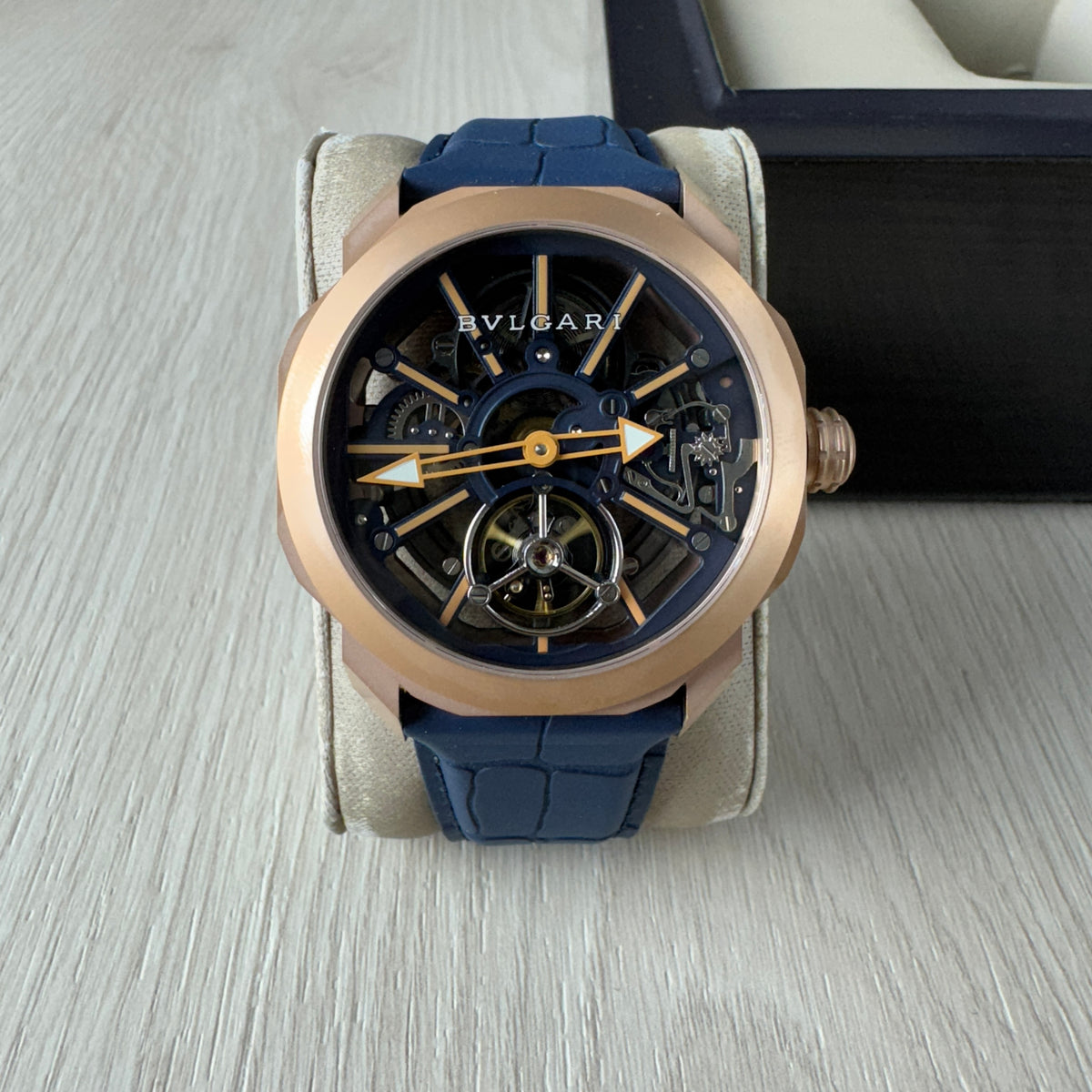 BVLGARI OCTO ROMA ROSE 44MM