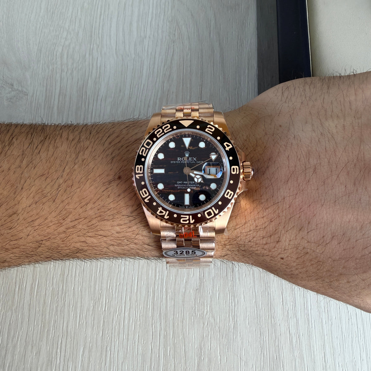 ROLEX GMT MASTER II ROSE JUBILEU 40MM