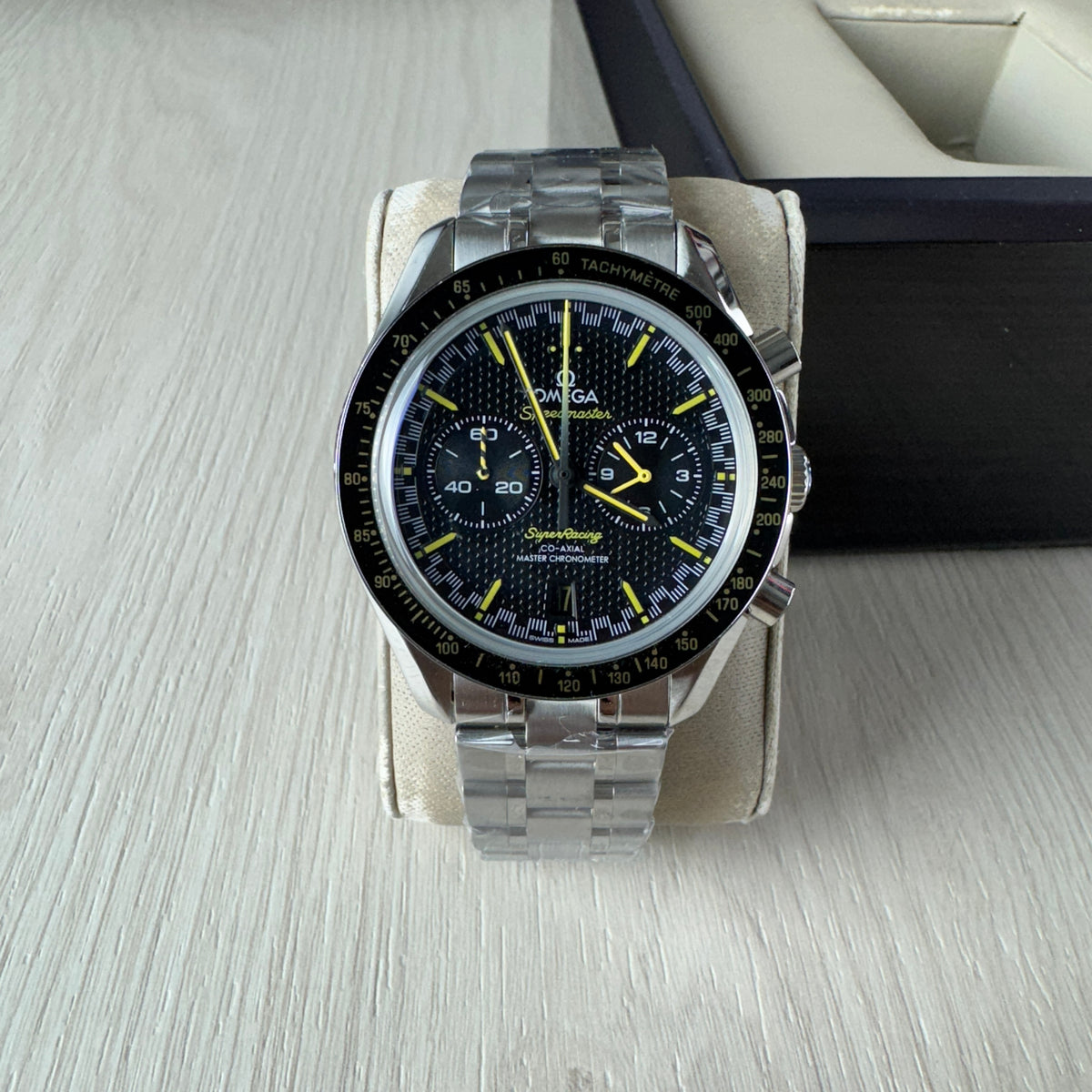 OMEGA SPEEDMASTER PRATA PRETO 44MM