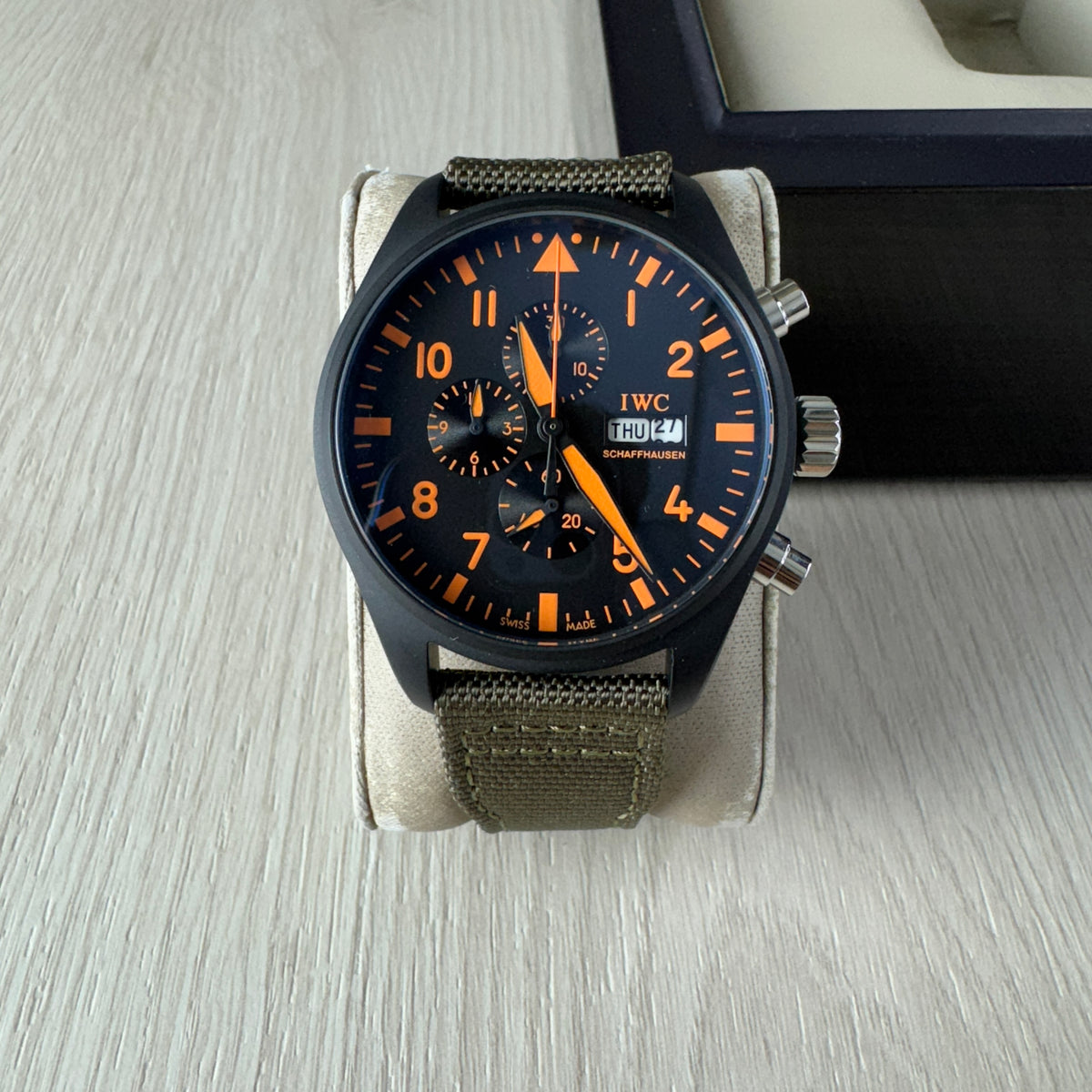 IWC PILOT TOP GUN PRETO LARANJA 44M