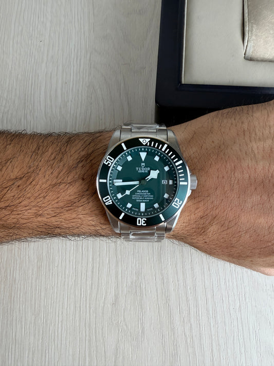 TUDOR PELAGOS PRATA VERDE 42MM