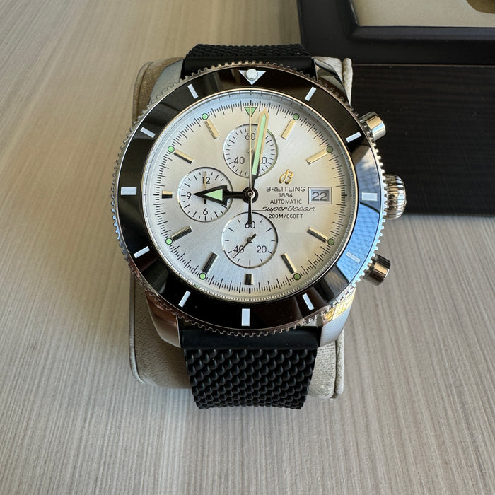 BREITLING SUPEROCEAN BRANCO BORRACHA 46MM